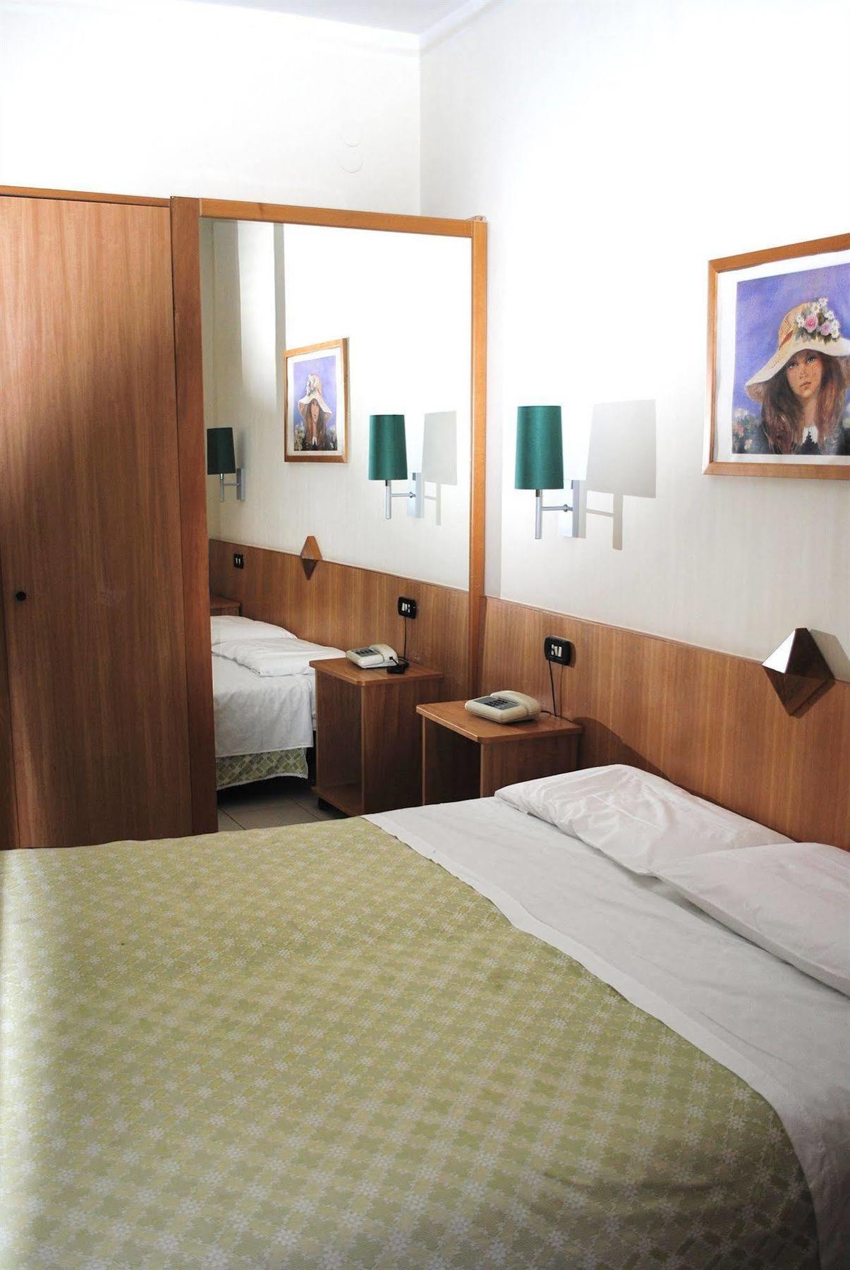 Hotel Meranda Камильятелло-Силано Экстерьер фото