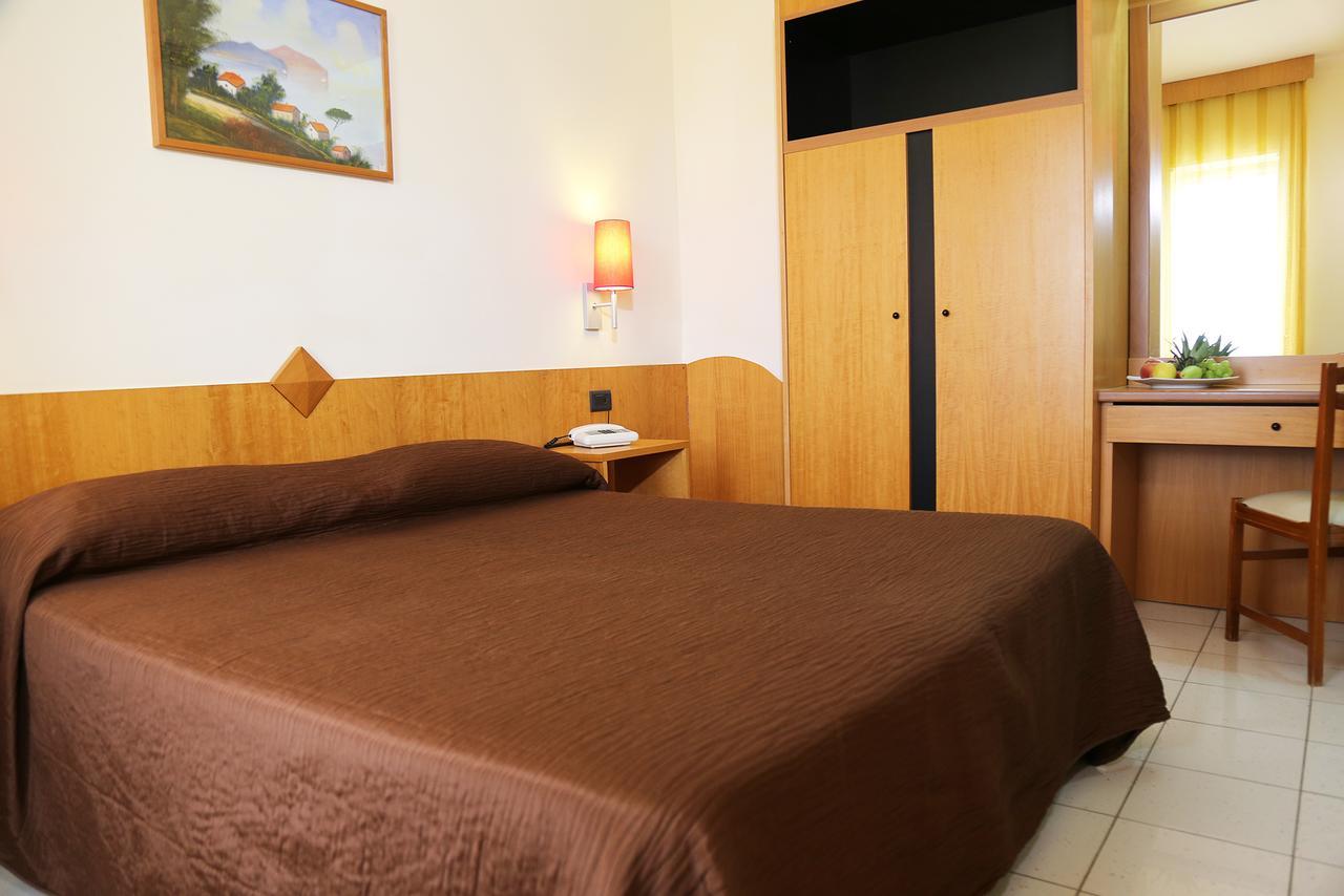 Hotel Meranda Камильятелло-Силано Экстерьер фото